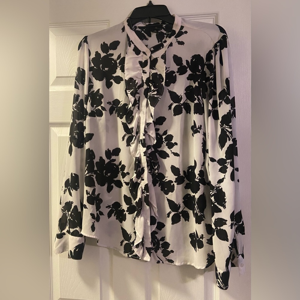 Black & white flower blouse